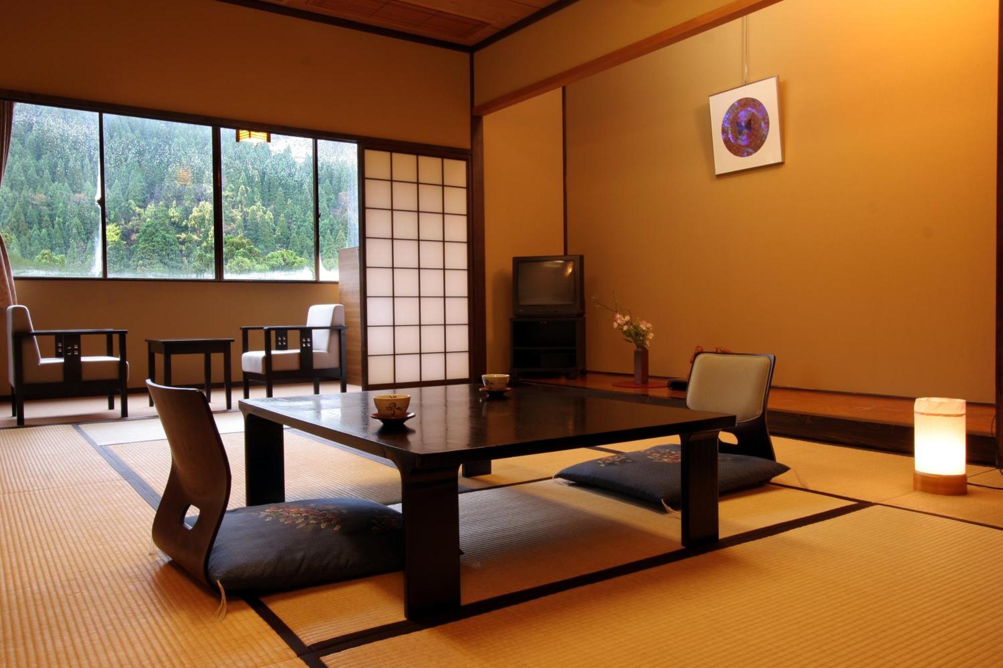 Hotel Sanrakuen Tonami Habitación foto